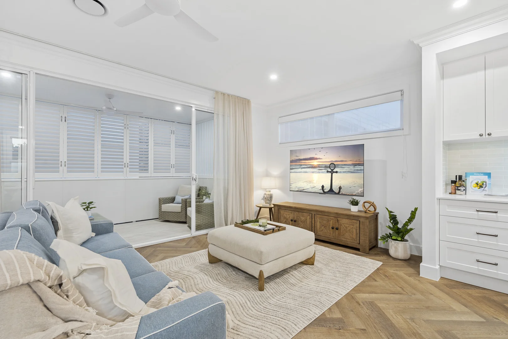 Additional image 9 of 4/14 Victor Avenue, Paradise Point QLD 4216