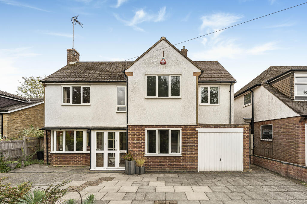 Abbey Avenue, St Albans, AL3
