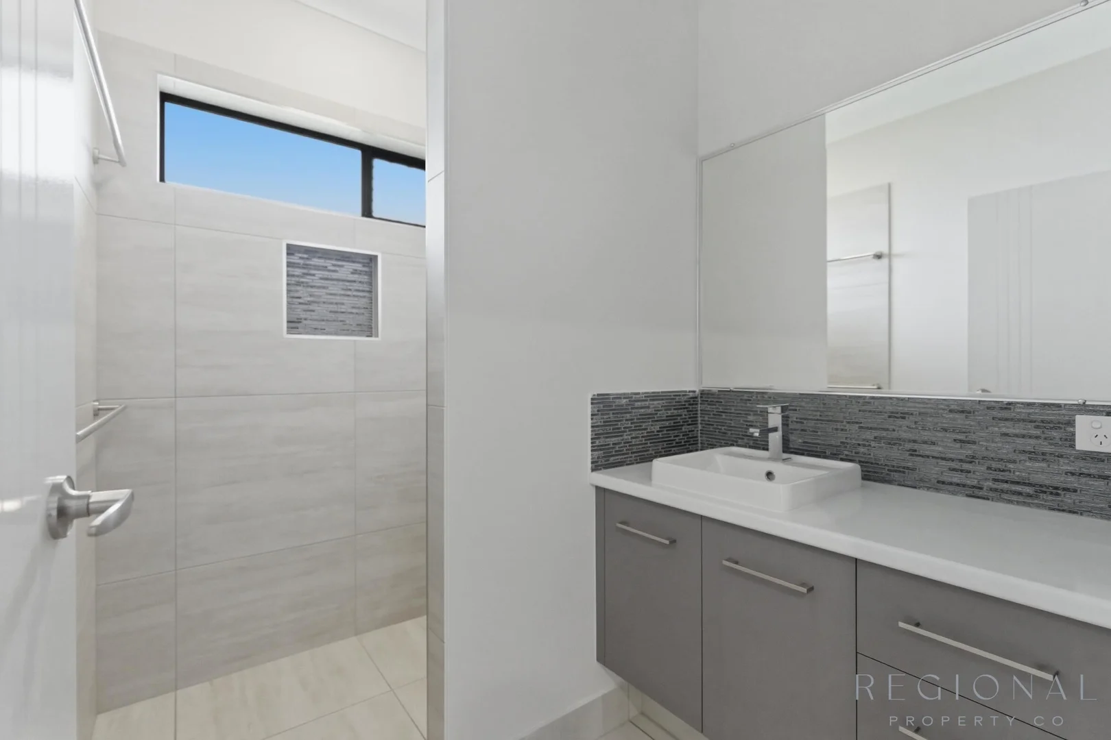 Additional image 18 of 34 Emperor Drive, Elliott Heads QLD 4670