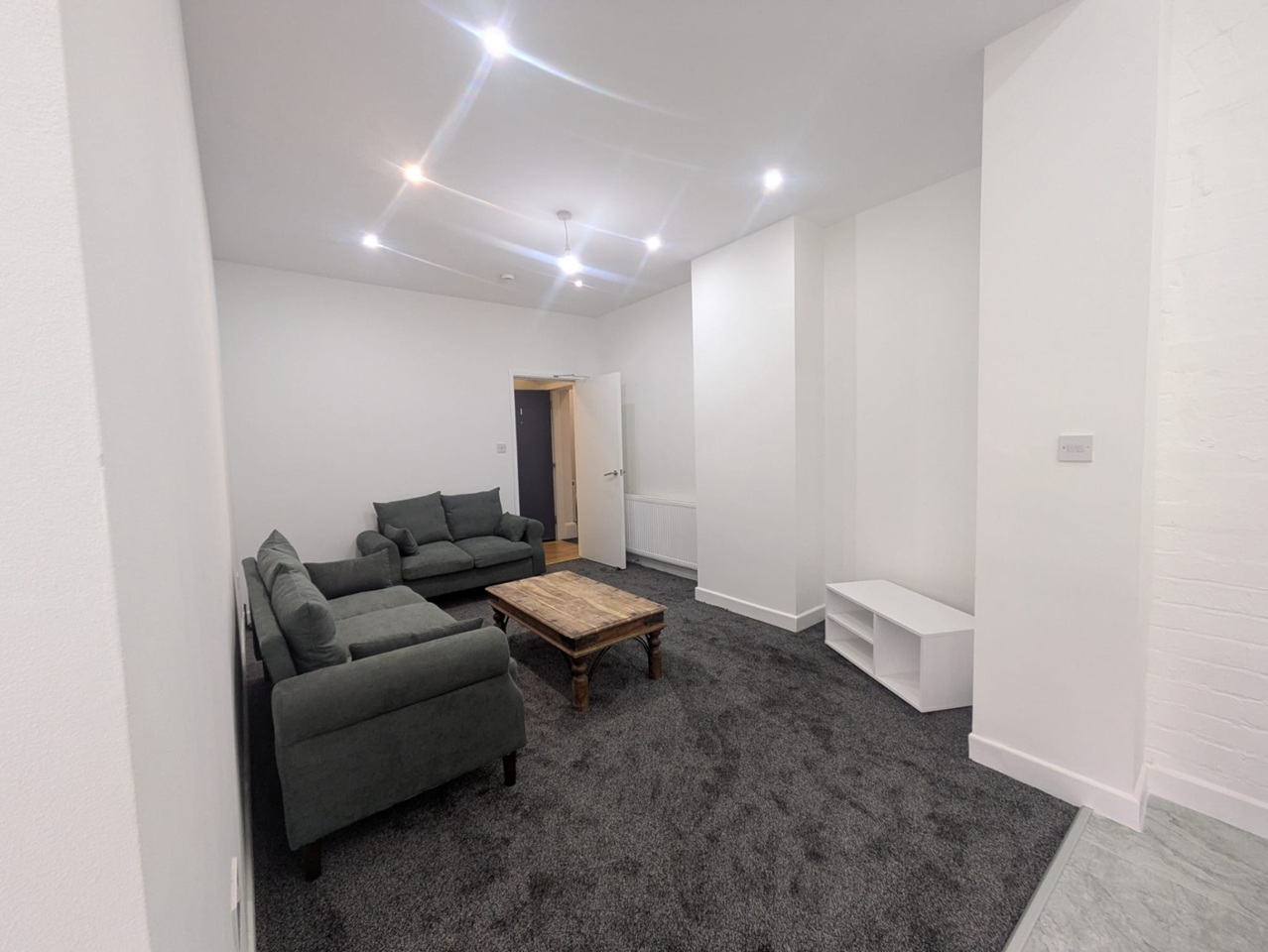 2 Bed Flat, Great Hampton Street, B18, N1 7GU photo 5