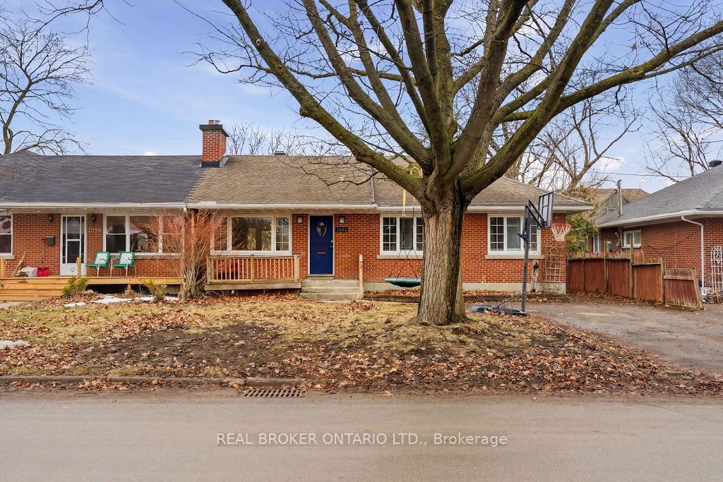 2086 Blossom Drive, Ottawa, ON, K1H 6G8