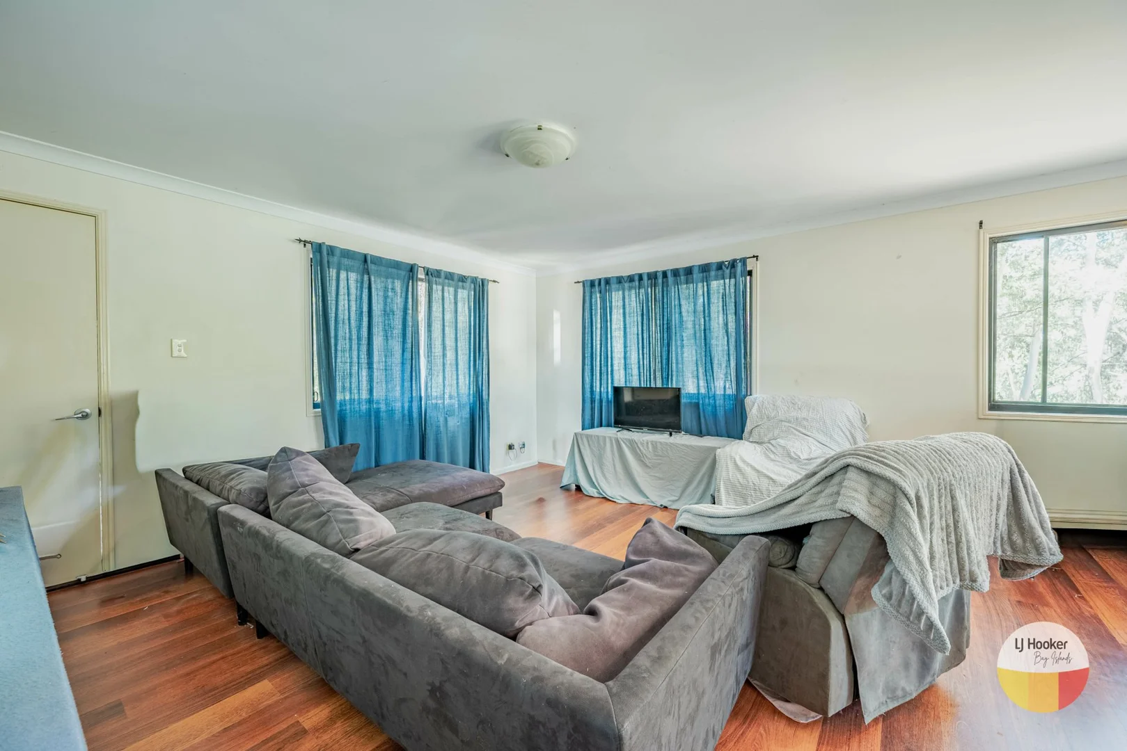 2 Murray Crescent, Russell Island QLD 4184 photo 3