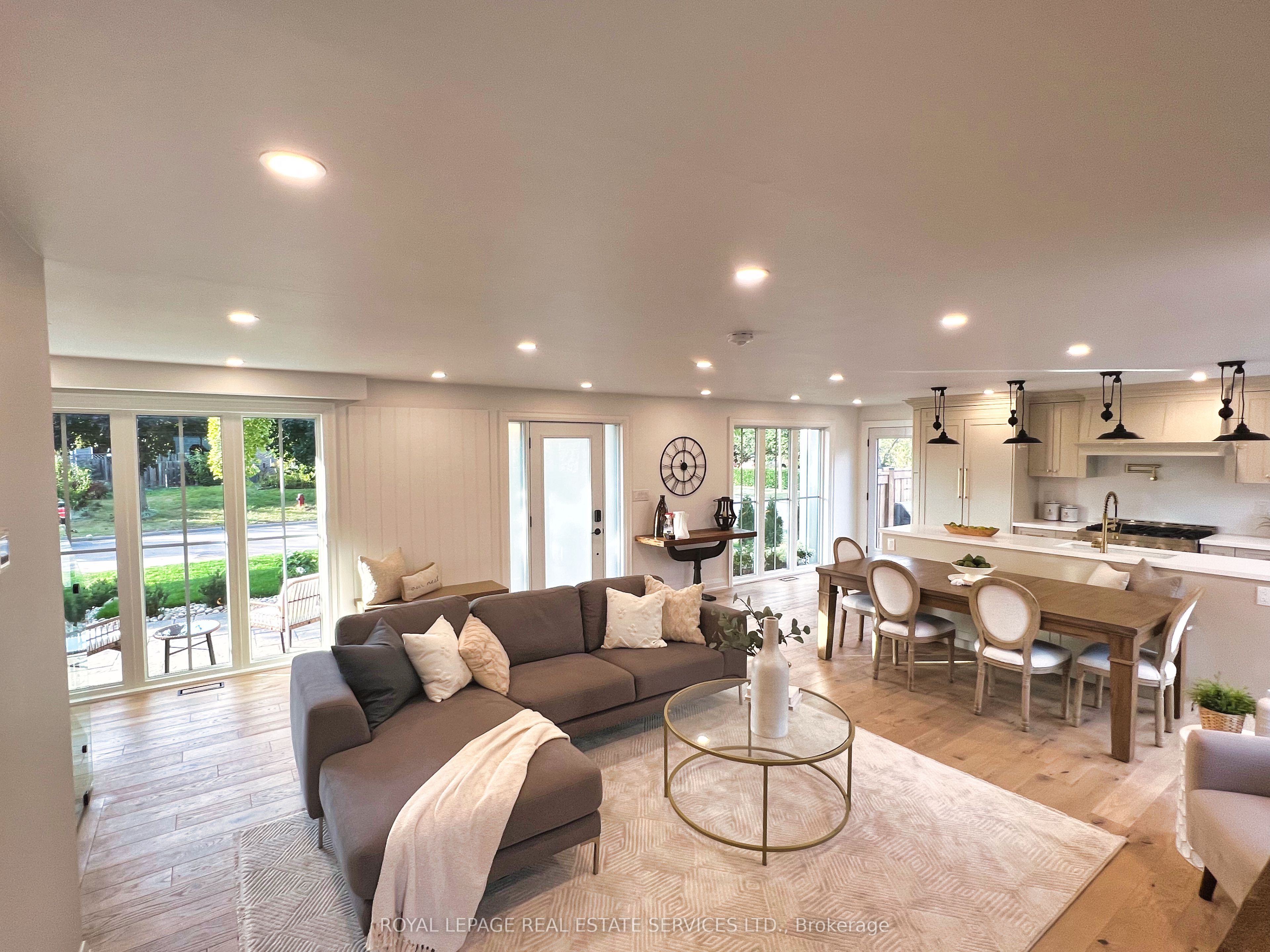 Additional image 3 of 2212 Urwin Crescent, Oakville, ON, L6L 2T2
