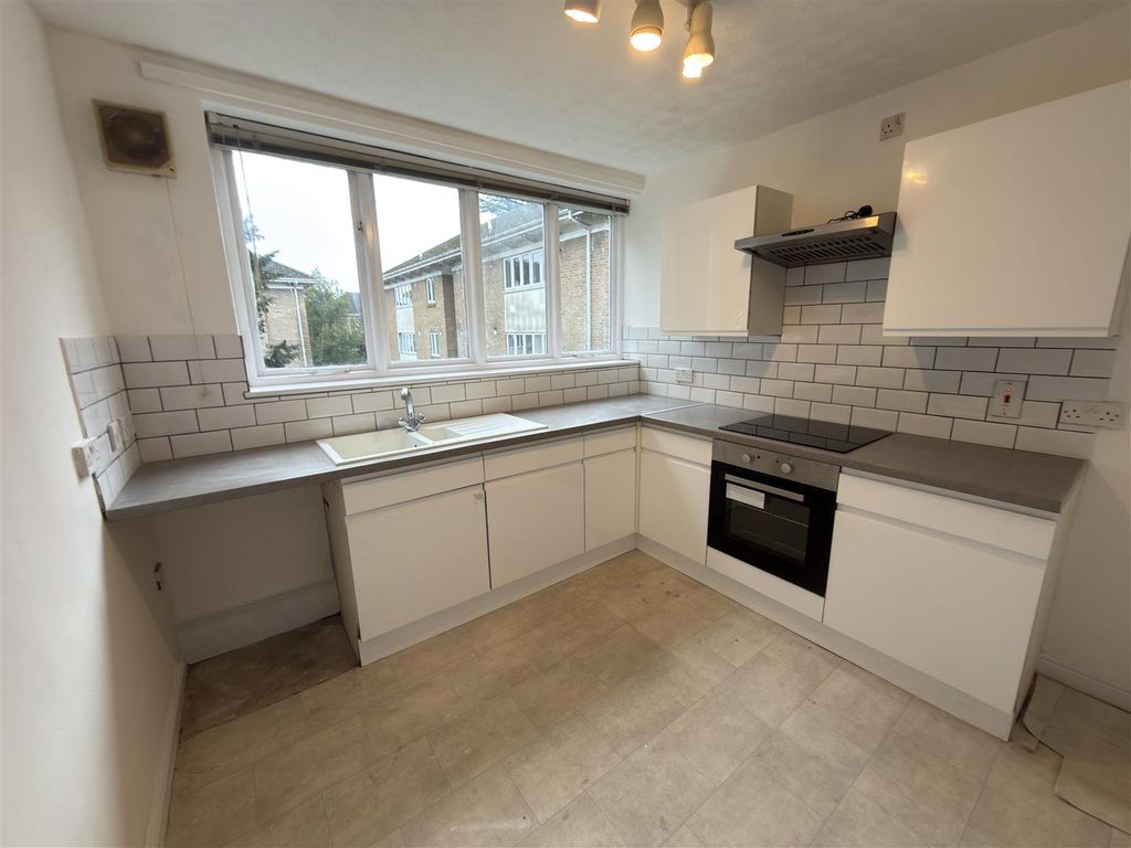 Additional image 4 of 2 bed flat for saleHawkesbury Mews, Darlington DL3