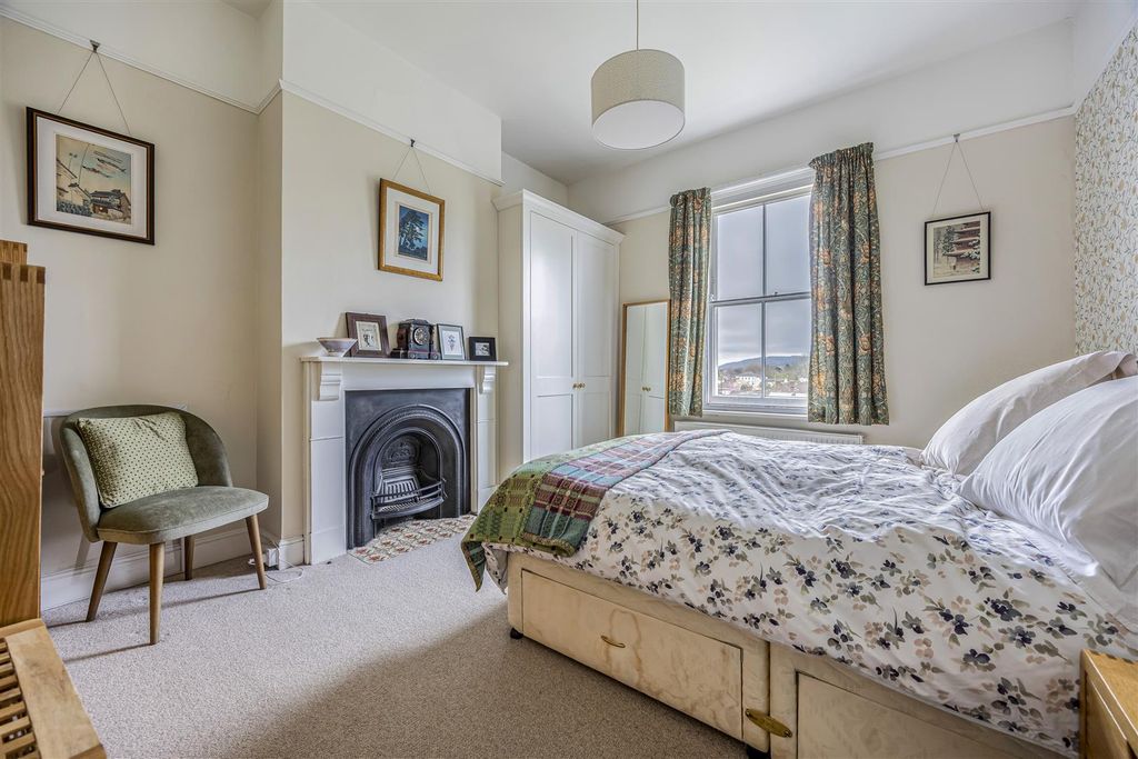 Additional image 15 of 4 bed semi-detached house for saleHarp Hill, Cheltenham GL52