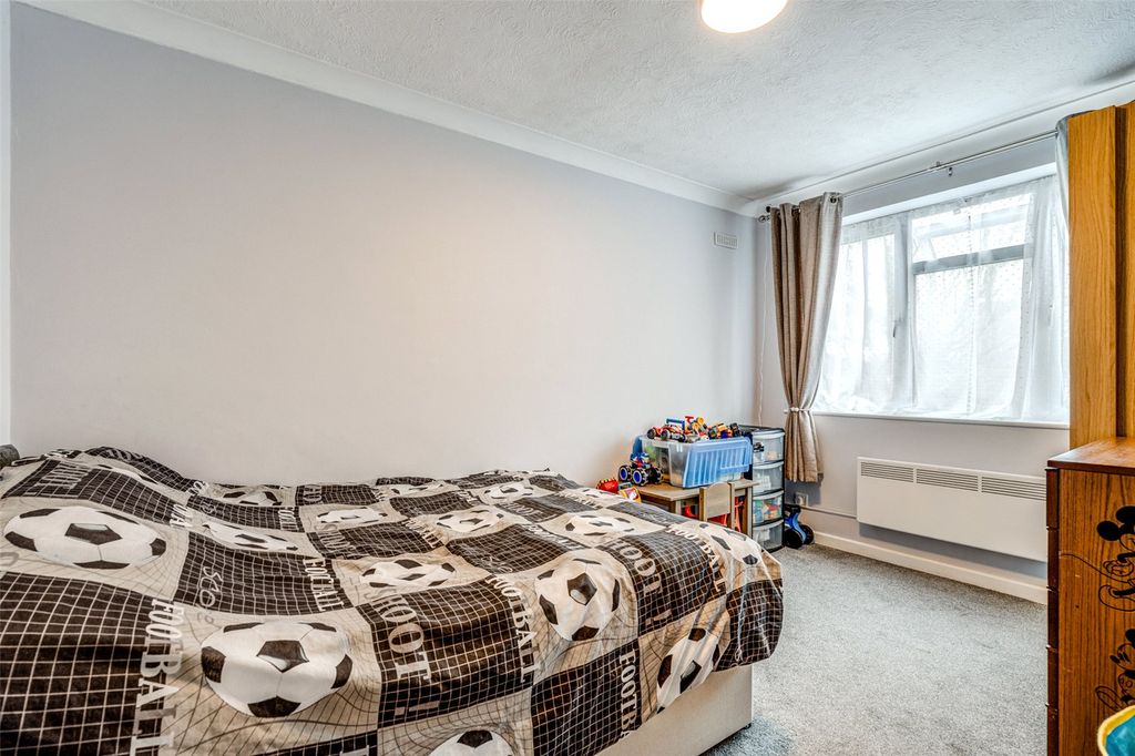 Additional image 11 of 2 bed flat for saleSunningdale Court, Jupps Lane, Goring-By-Sea, Worthing BN12