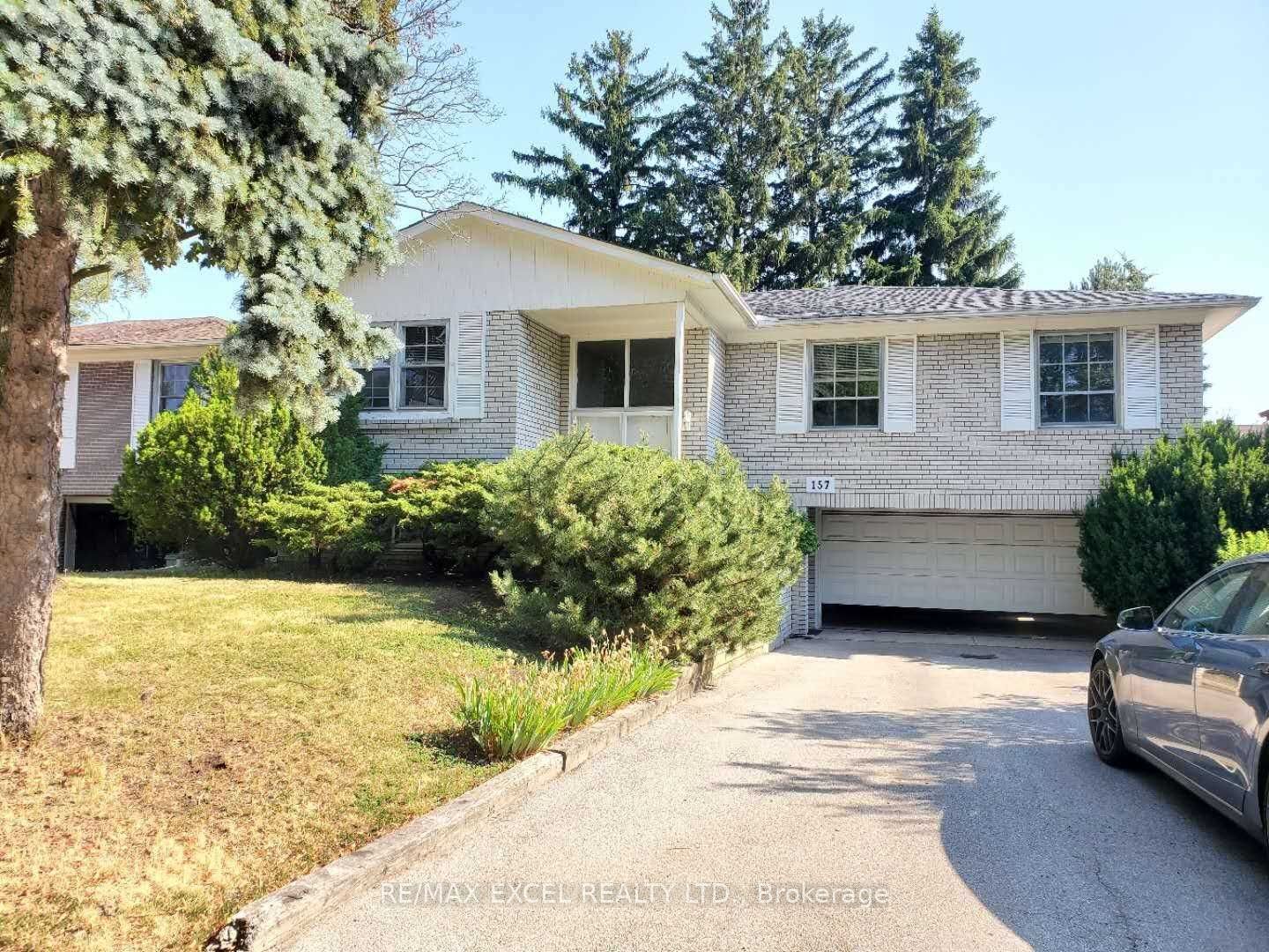 157 Fenn Avenue, Toronto, ON, M2P 1X8