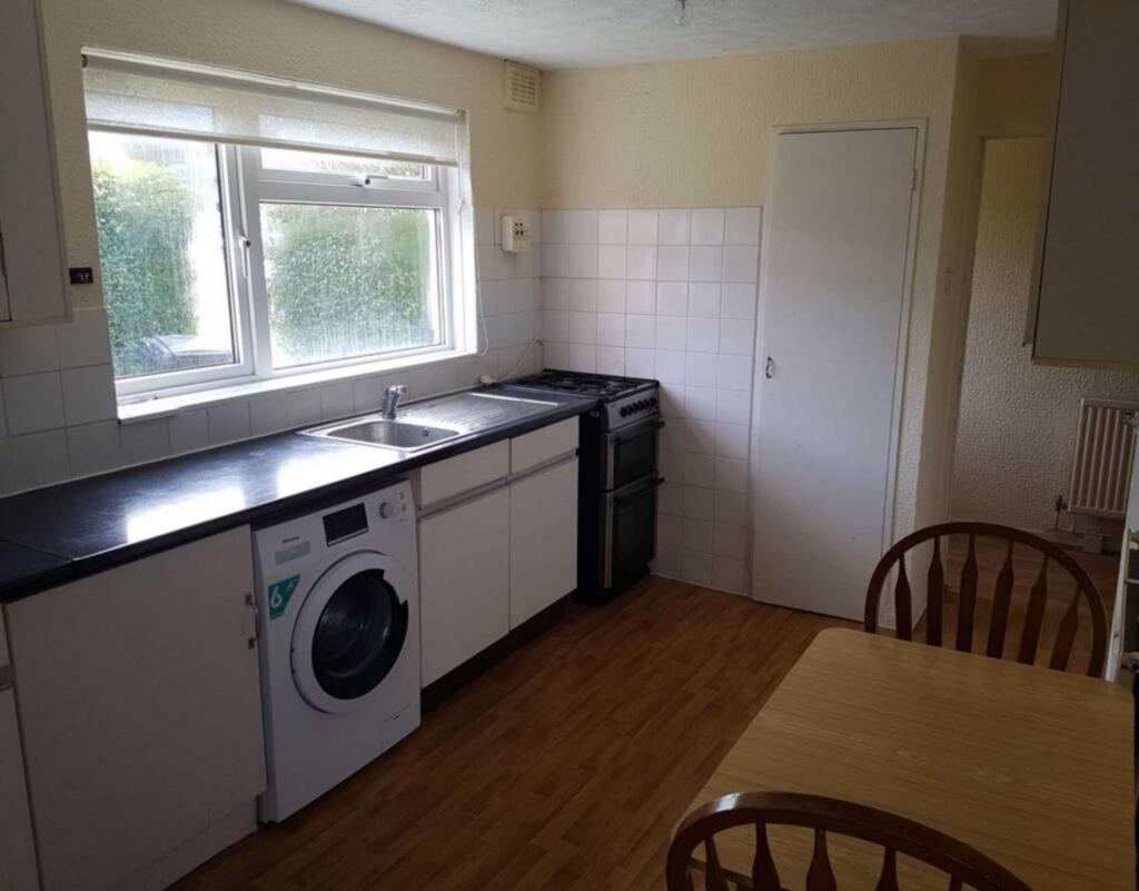 Ferndells, Hatfield photo 3