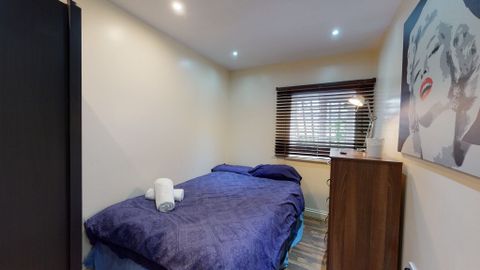 Chatsworth Road, Mapesbury, London NW2, Room to rent