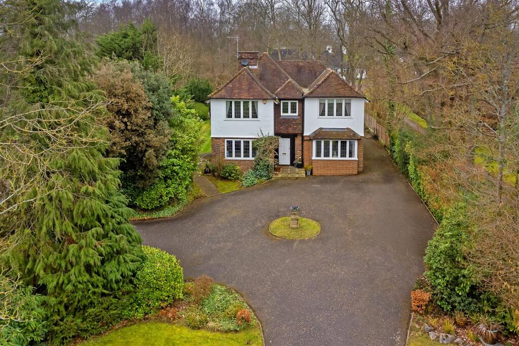 Kentish Lane, Brookmans Park