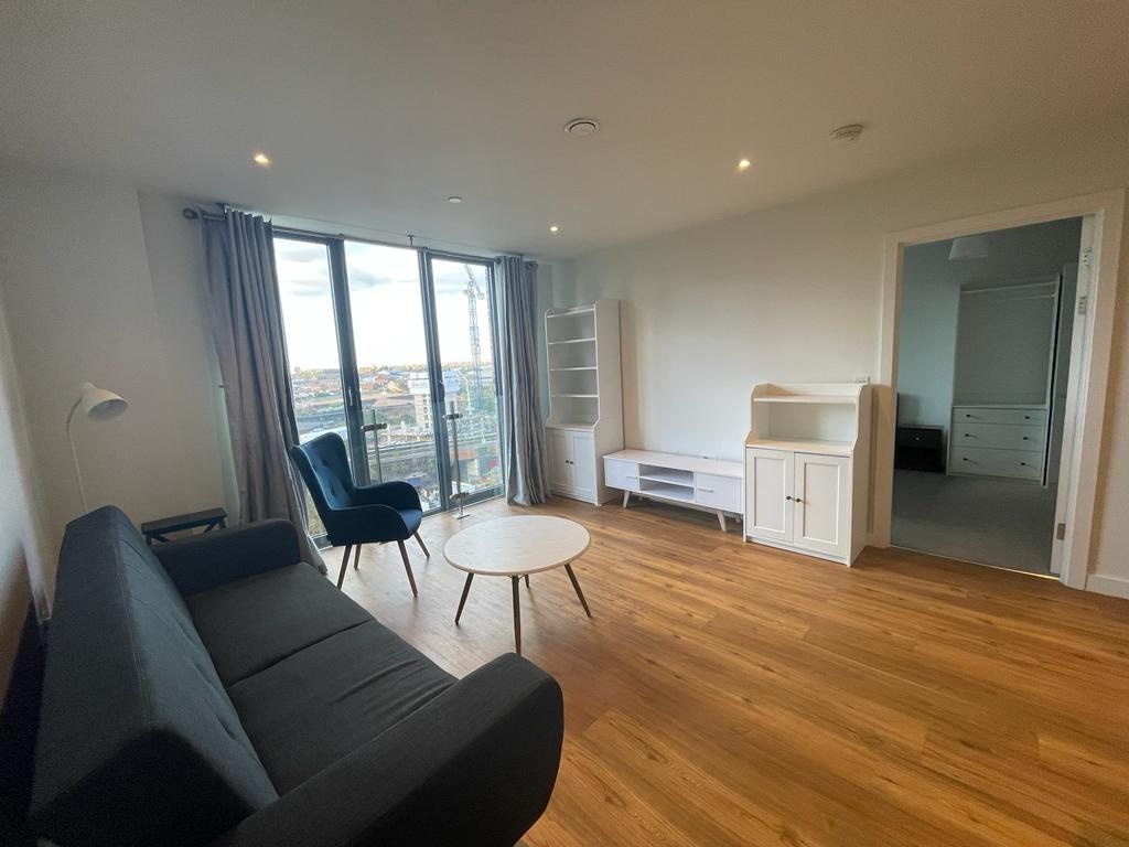 2 Bed Flat, Old Mount Street, M4, N1 7GU photo 4