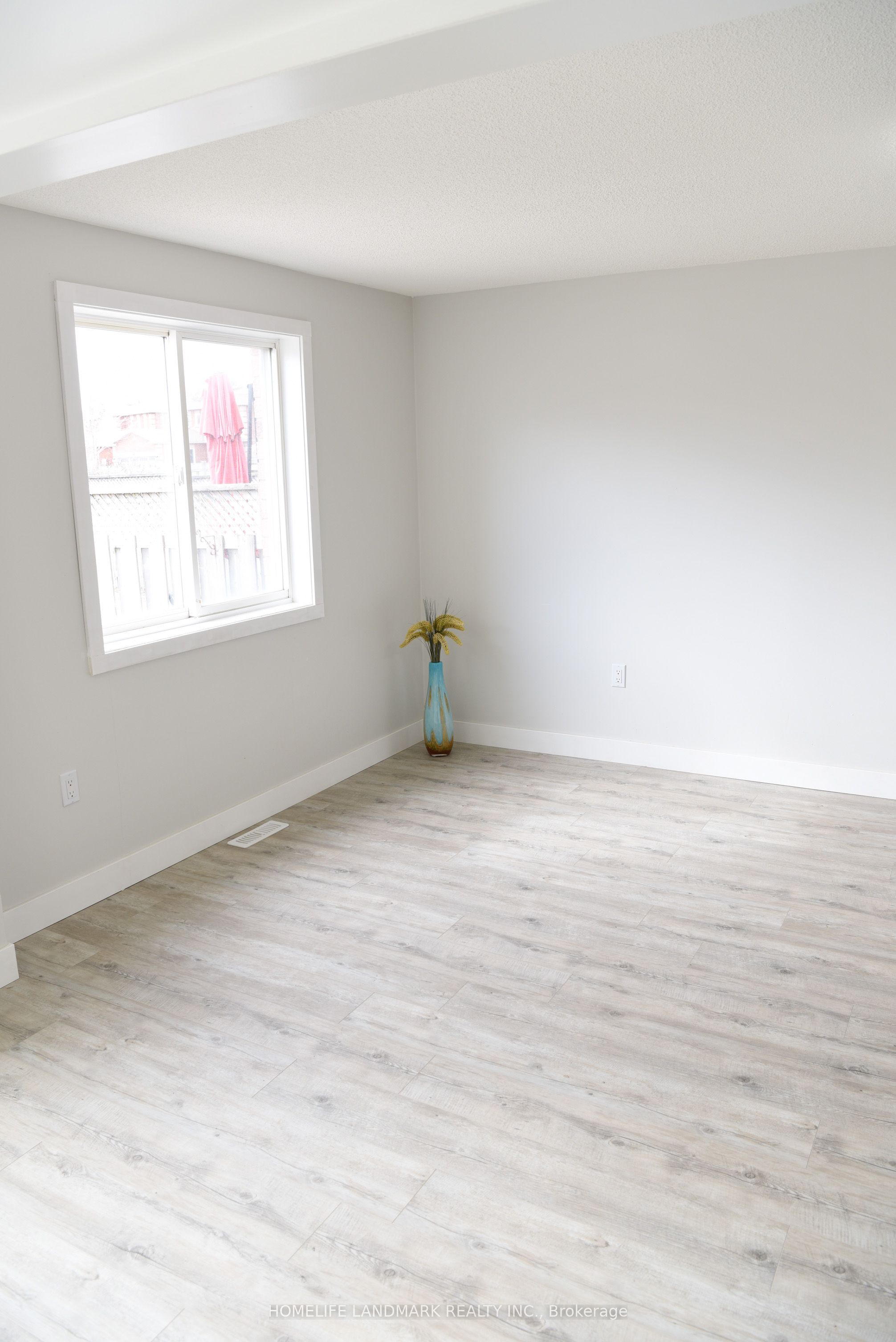 Additional image 6 of 6 Silver Maple Crescent, Barrie, ON, L4N 8T3