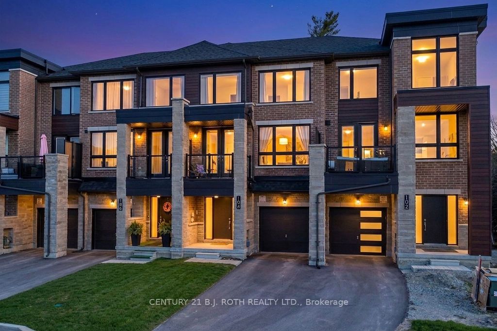 104 Blue Forest Crescent, Barrie, ON, L9J 0N7