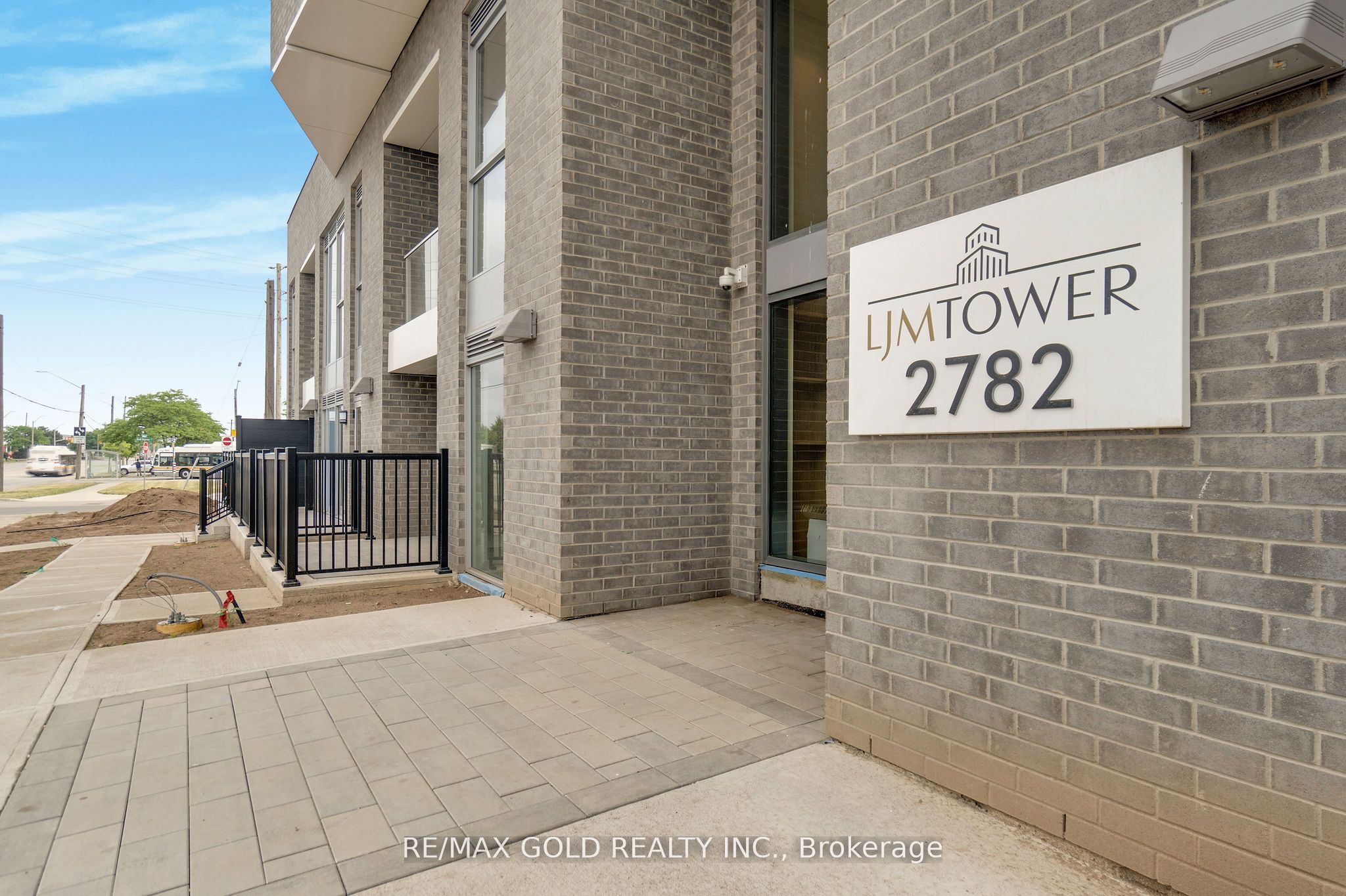 Additional image 5 of 803-2782 Barton Street E, Hamilton, ON, L8E 0L3
