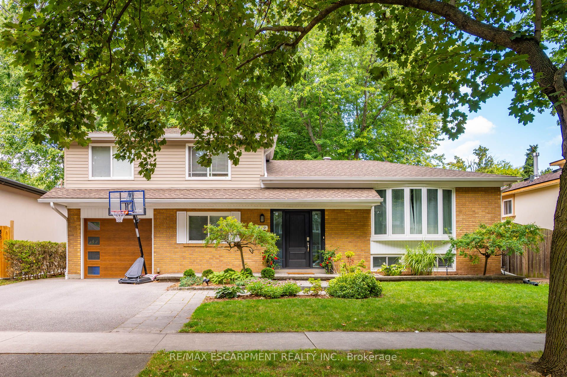 479 Pinedale Avenue, Burlington, ON, L7L 3W3