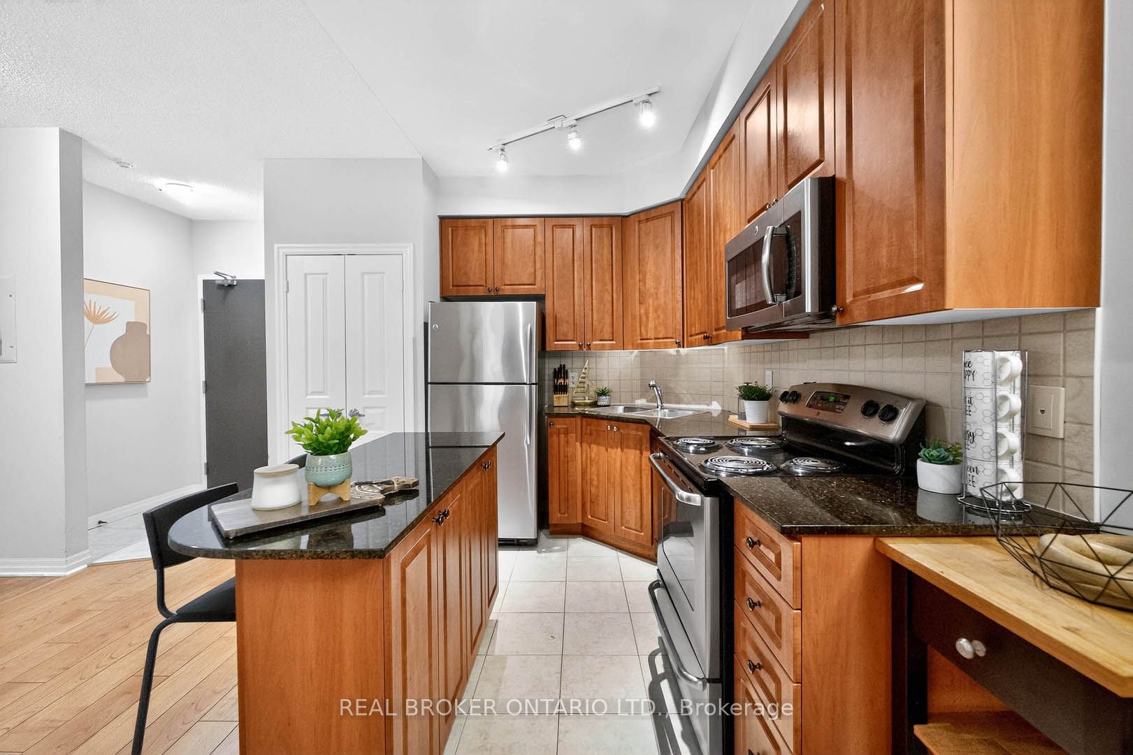 Additional image 6 of 908-225 Webb Drive, Mississauga, ON, L5B 4P2