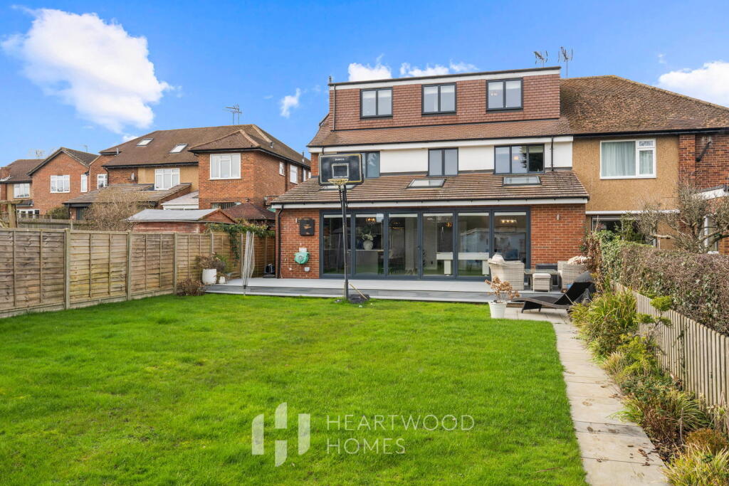 Additional image 2 of Meadow Close, St Albans, AL4 9TG