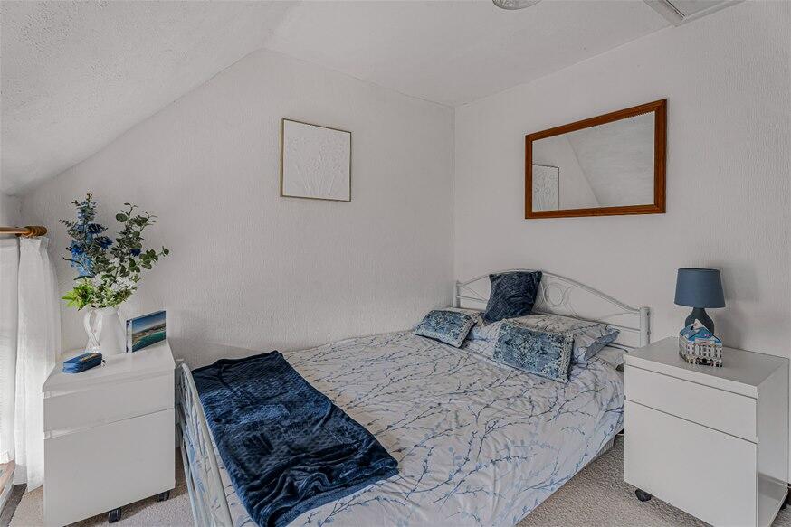 Additional image 13 of Hatching Green, Harpenden, AL5
