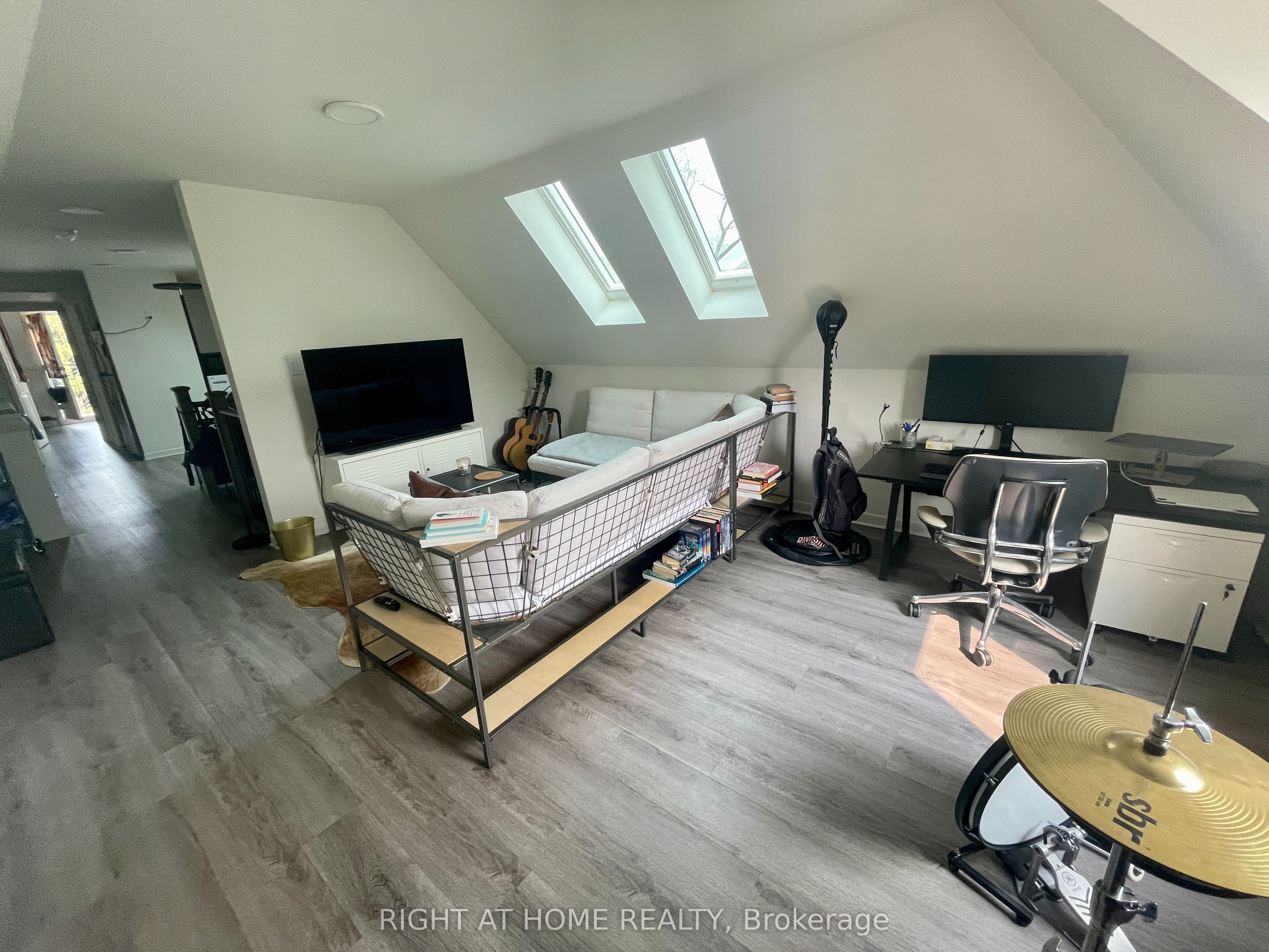 Additional image 4 of 4-1258 Broadview Avenue, Toronto, ON, M4K 2T4