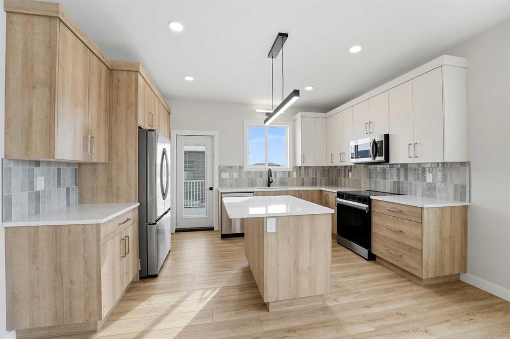 Additional image 6 of 41 Emmett Crescent, Red Deer, AB, T4P 3G8