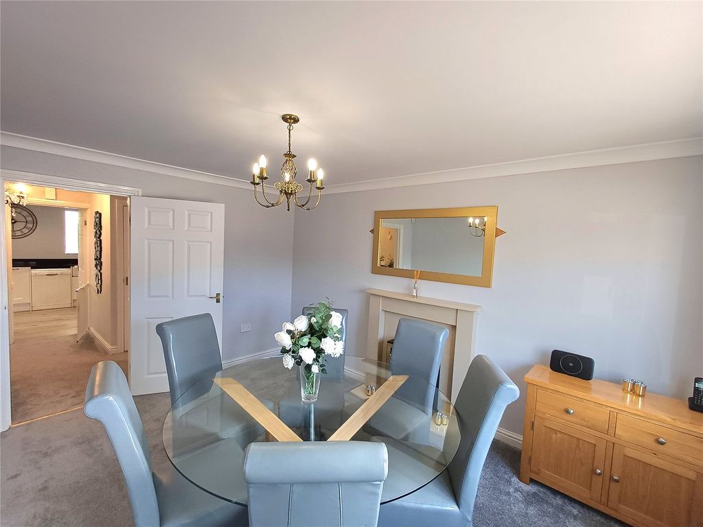 Additional image 3 of 3 bed detached house for saleAustin Close, Newton, Porthcawl CF36