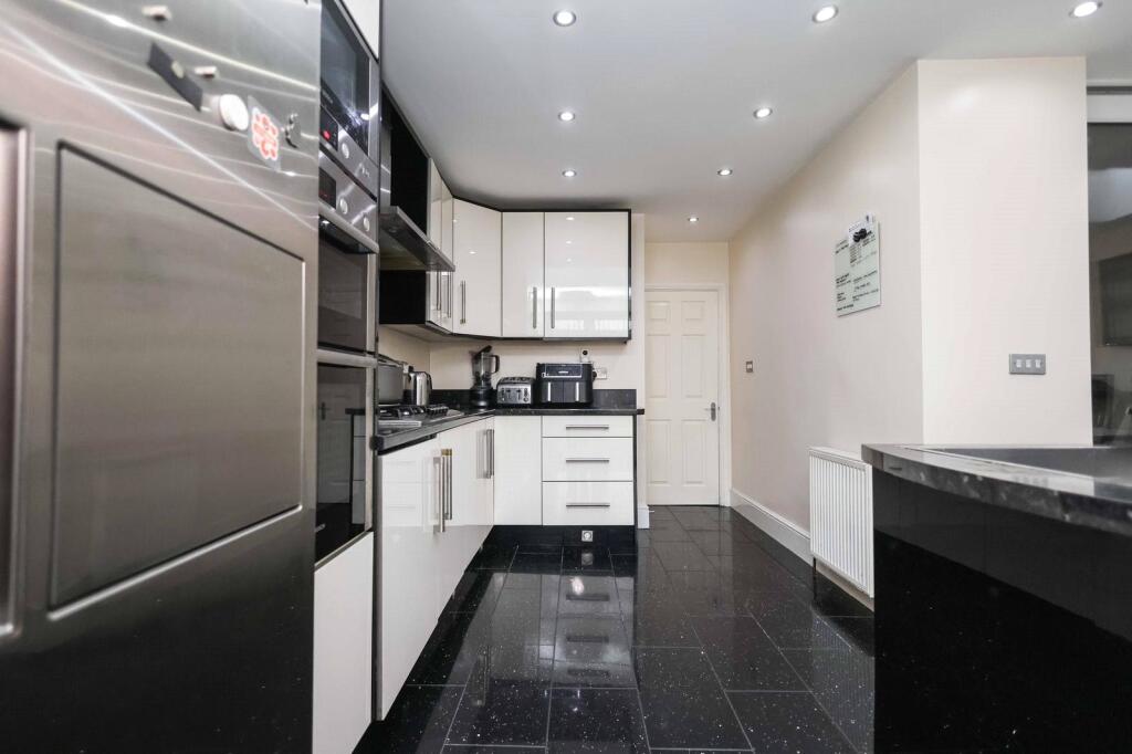Yarningale Road, Birmingham, West Midlands, B14 photo 4