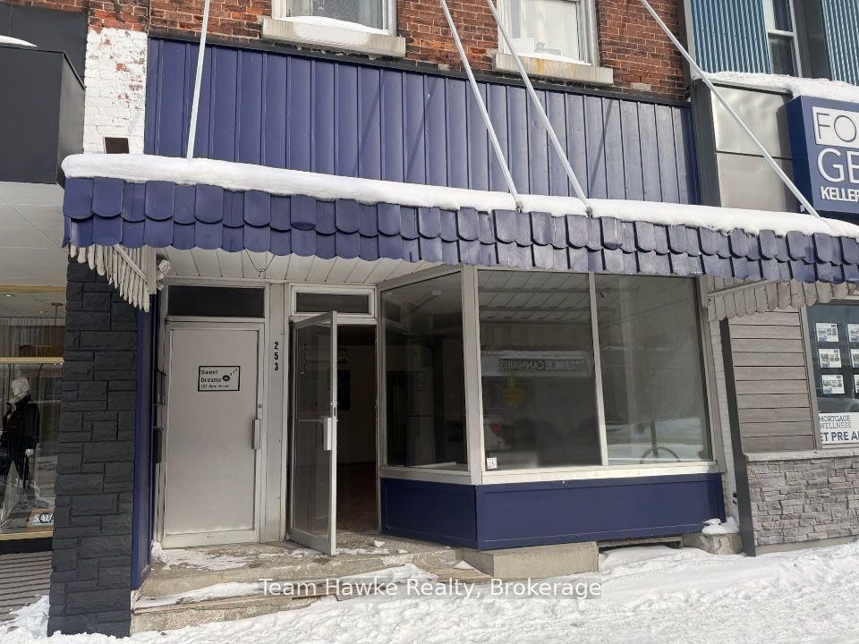 253 King Street, Midland, ON, L4R 3M4
