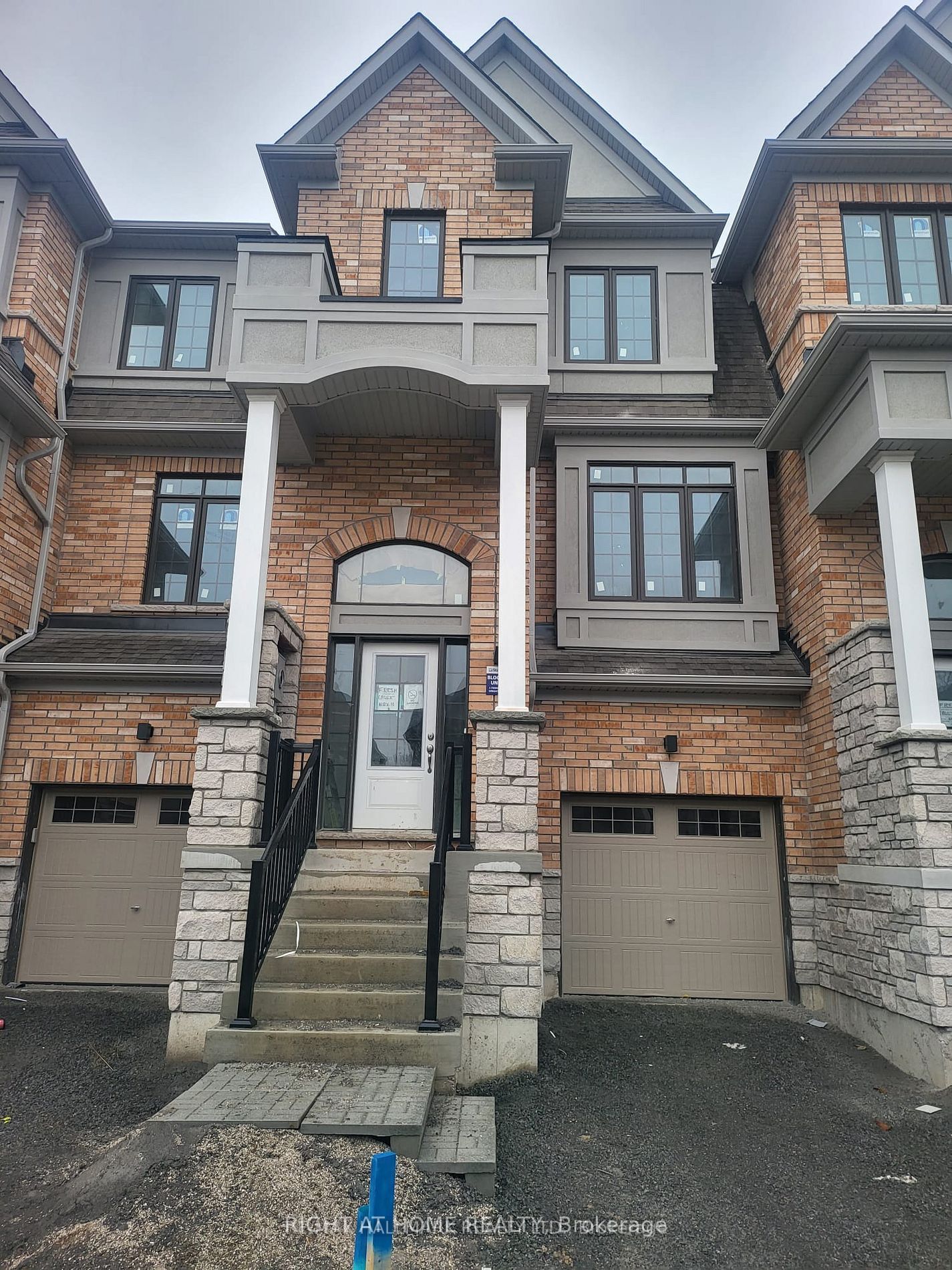 11 Frank Lloyd Wright Street, Whitby, ON, L1N 0N9
