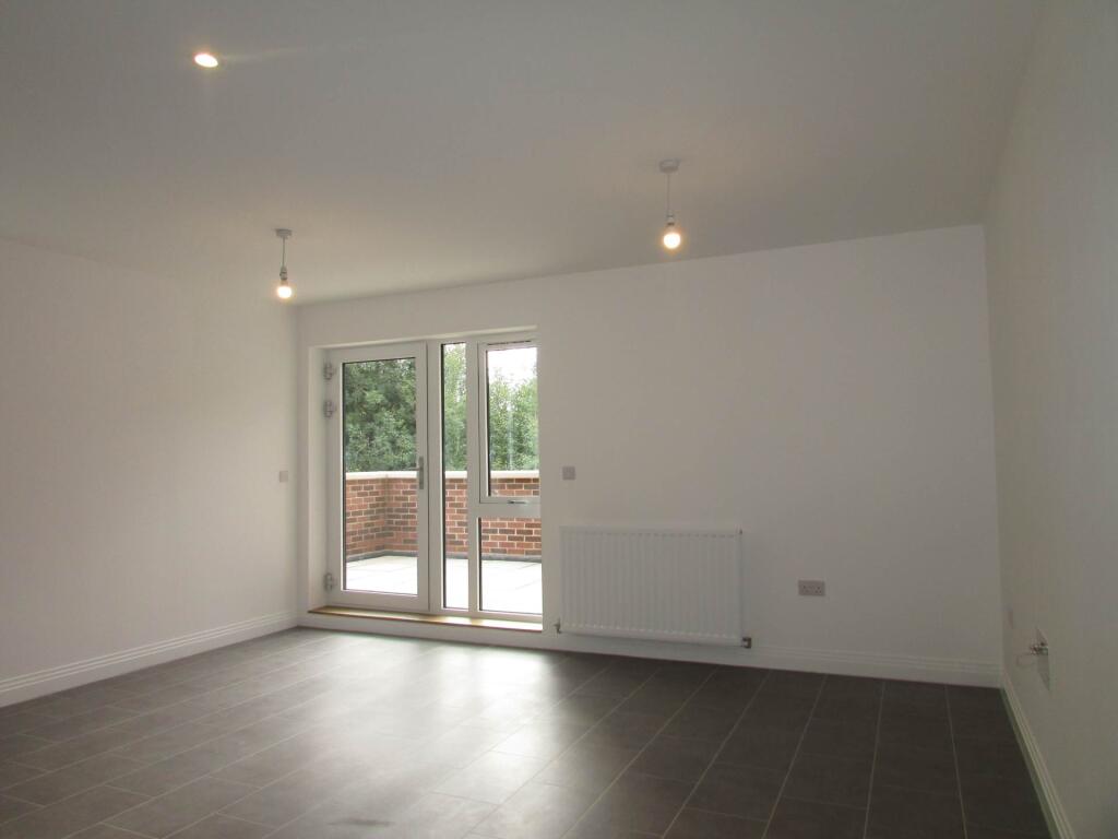Scampton House, St Albans photo 3