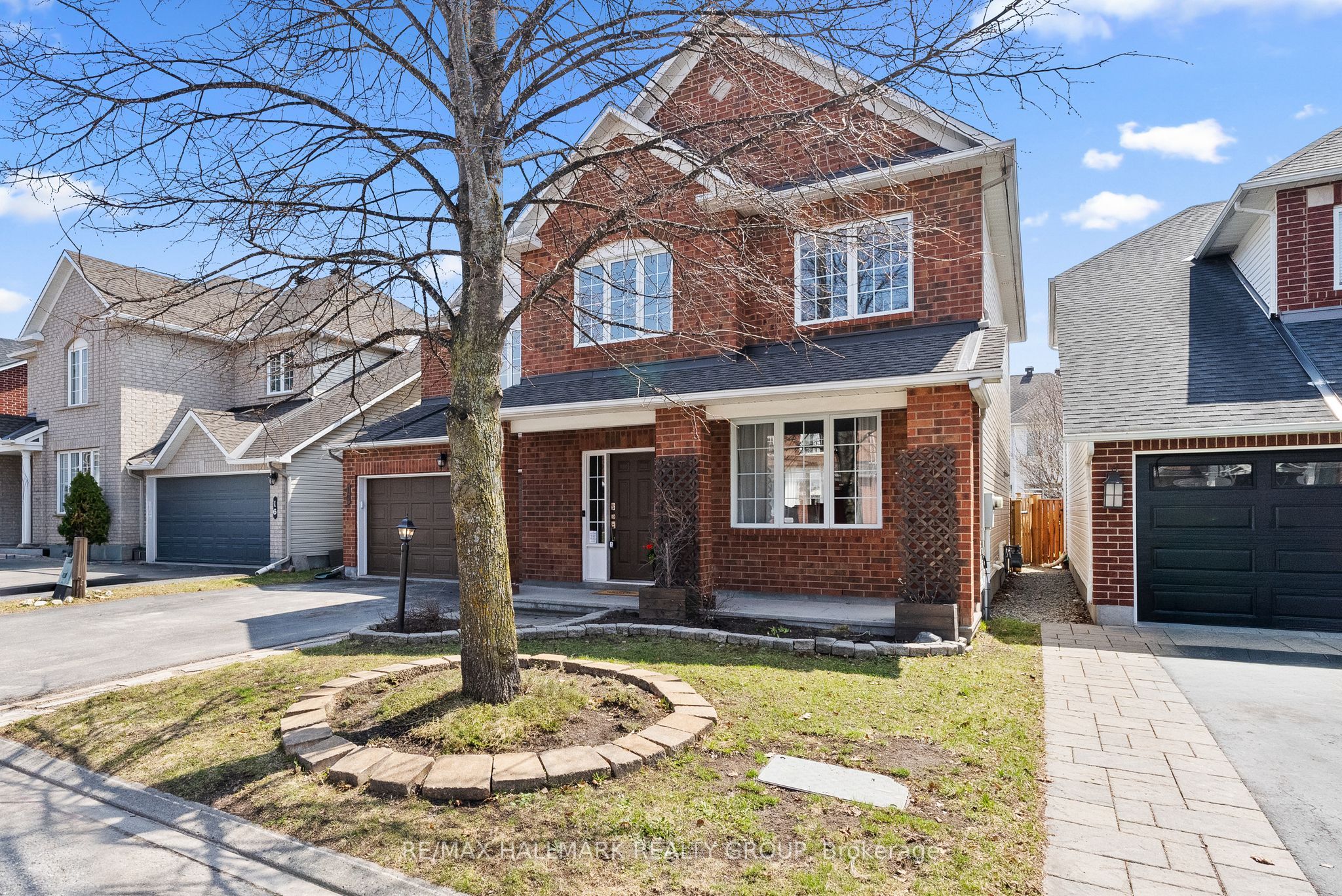 Additional image 3 of 18 Irish Rose Crescent, Ottawa, ON, K2J 4T7