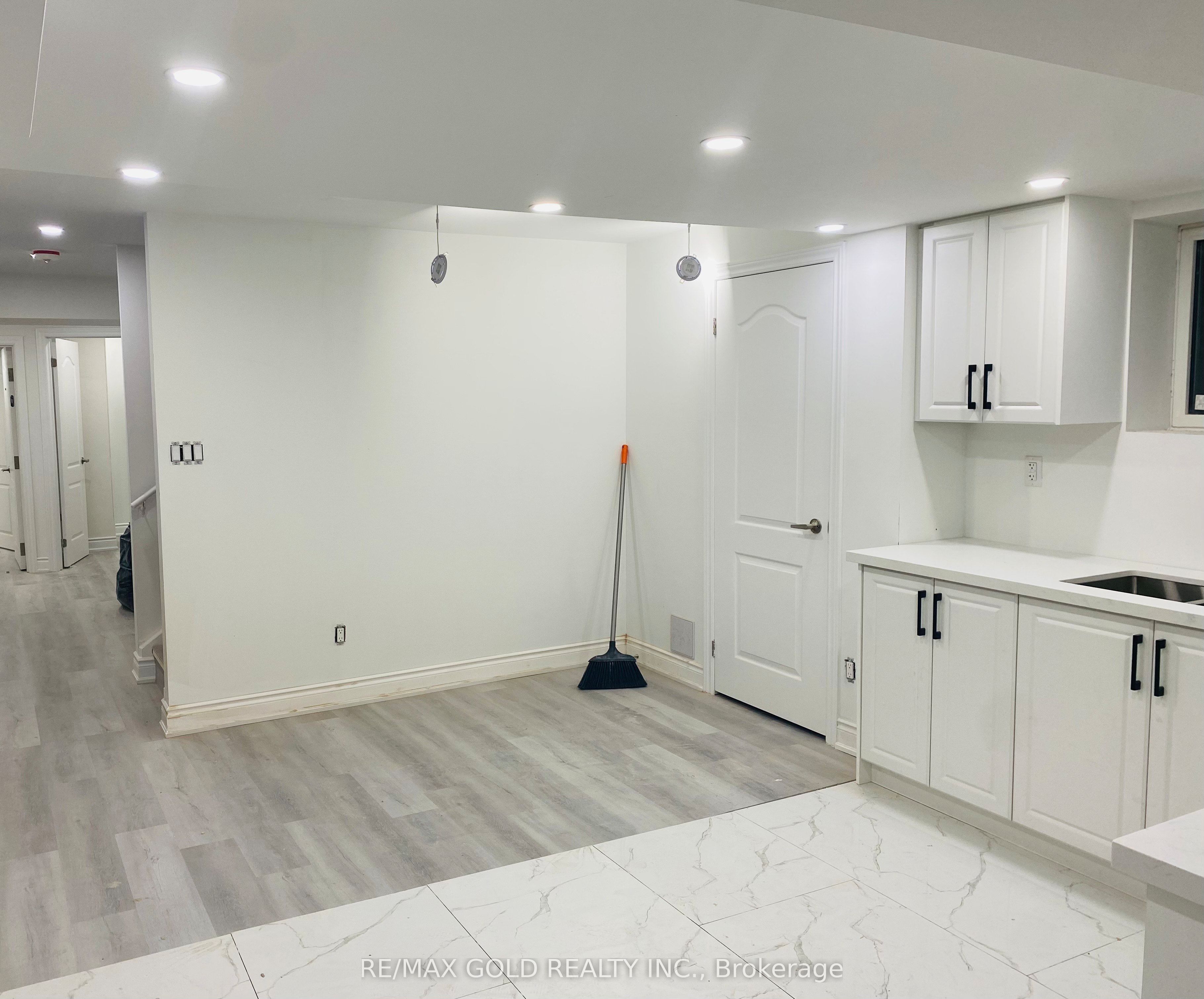 Additional image 5 of Bsmt-9 Sugar Pearl Road, Brampton, ON, L6Z 0K5