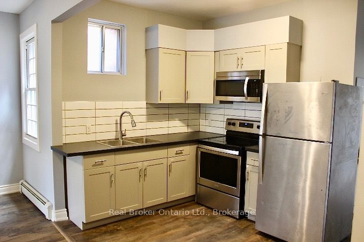 Additional image 4 of 2-590 Main Street E, Hamilton, ON, L8M 1J6