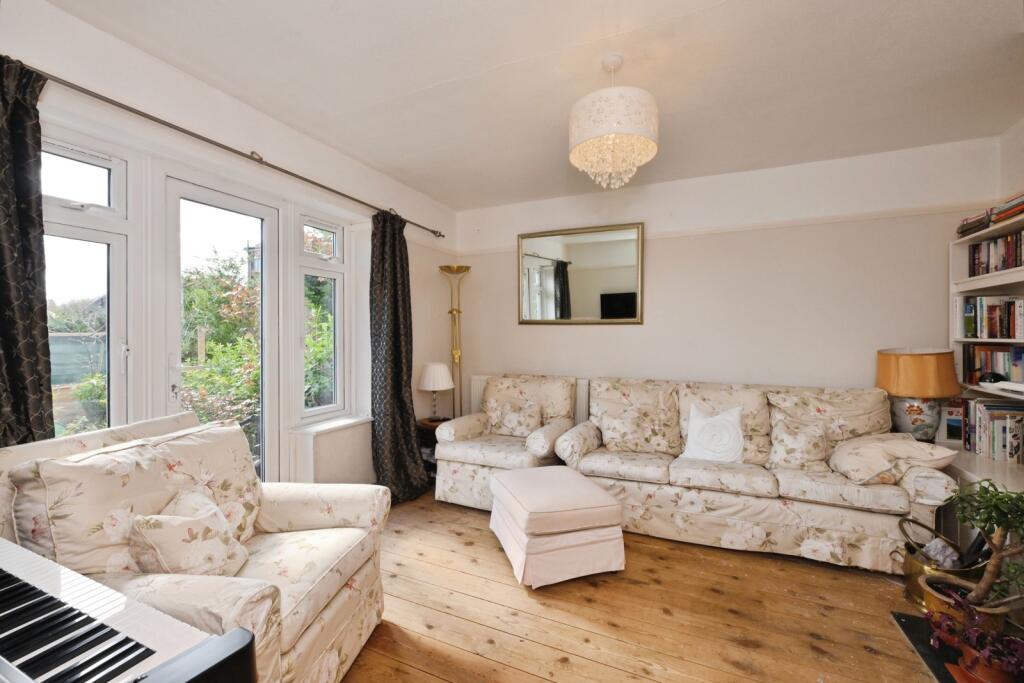 Additional image 7 of Hawbush Close, Welwyn, Hertfordshire, AL6