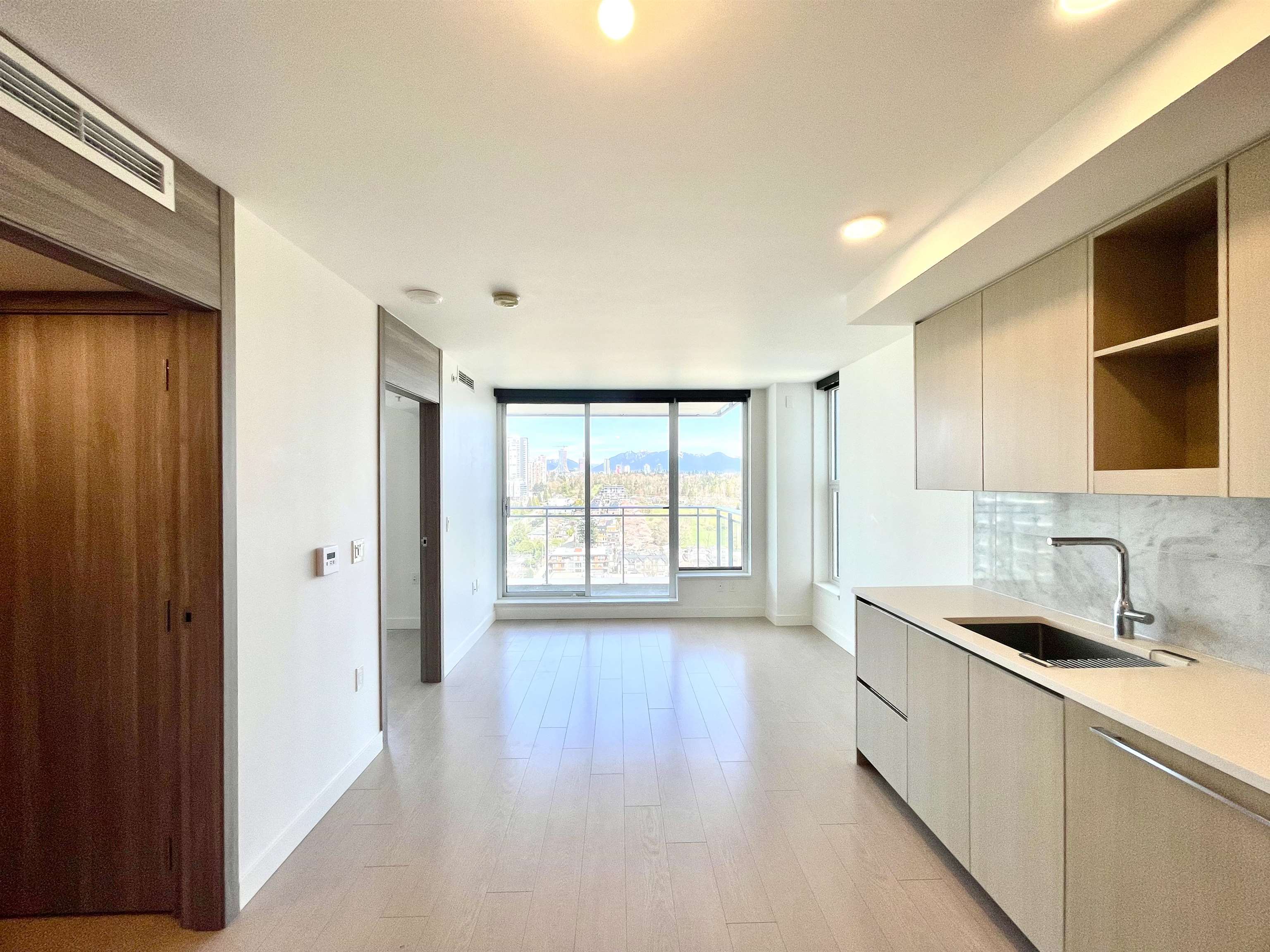 Additional image 4 of 2708-455 Marine Drive SW, Vancouver, BC, V5X 0H3