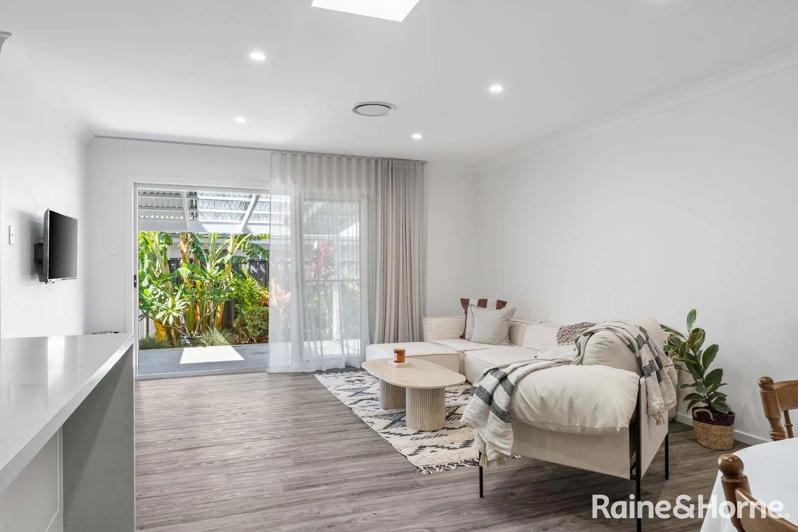 2 Myrtle Forest Drive, Milton NSW 2538 photo 3