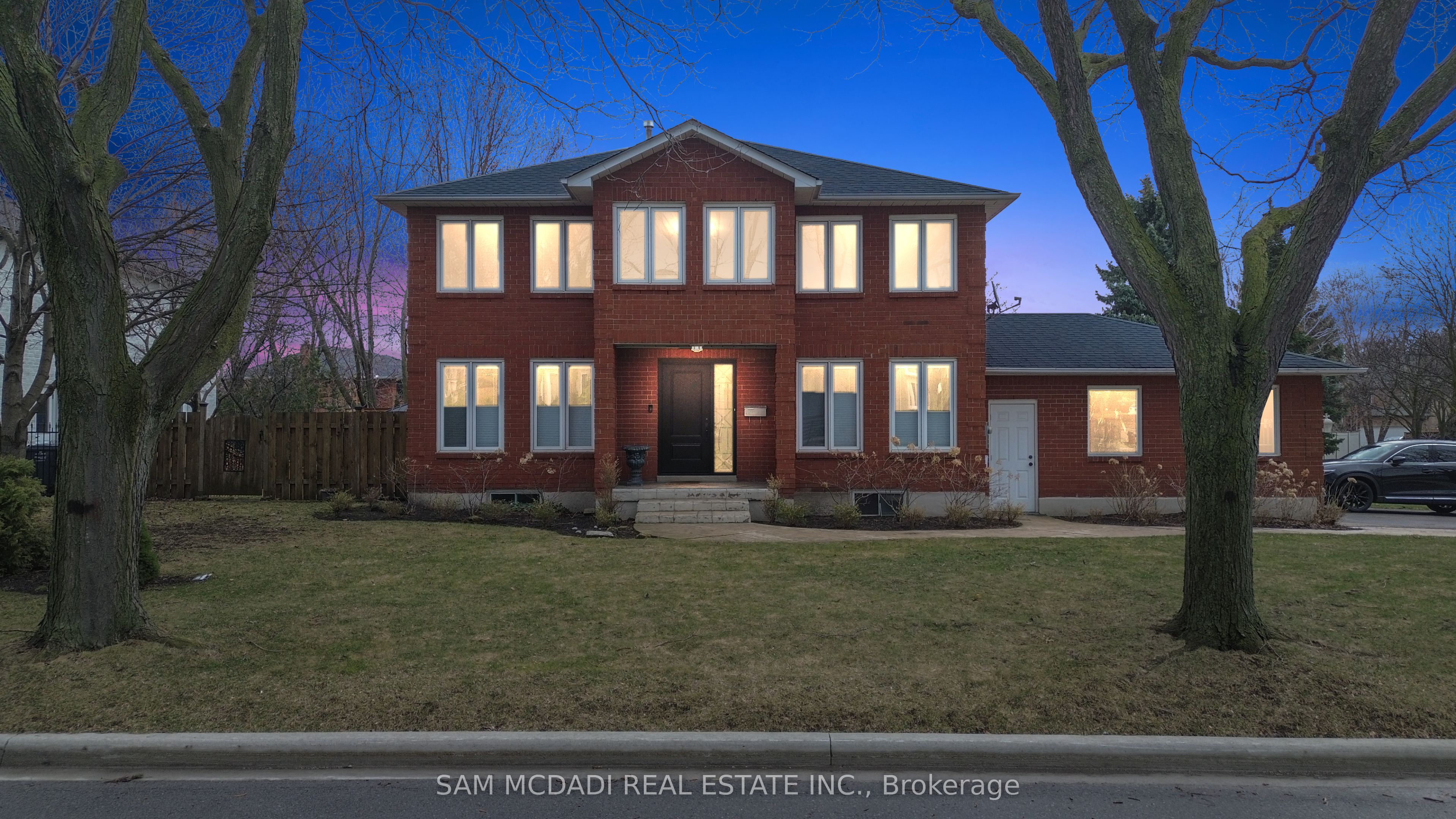 4025 Rolling Valley Drive, Mississauga, ON, L5L 5P3