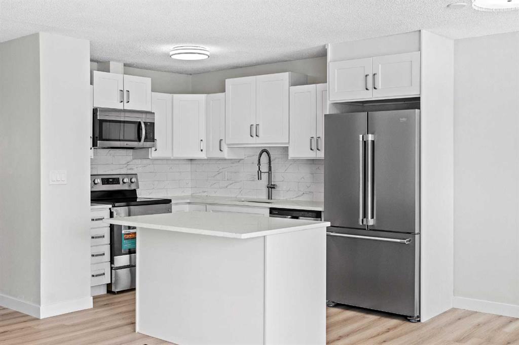 937 Marcombe Drive NE, Calgary, AB, T2A 3H2