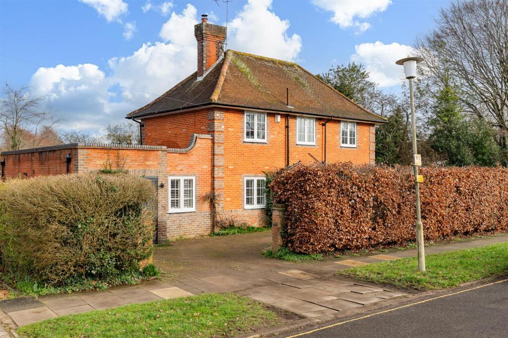 Youngs Rise, Welwyn Garden City
