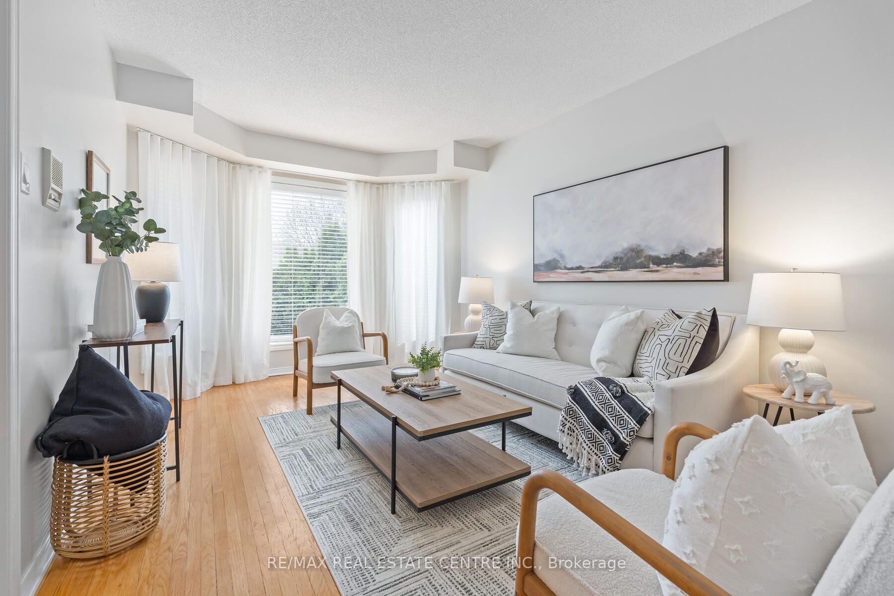 Additional image 2 of 1169 Ewing Crescent, Mississauga, ON, L5V 1C1