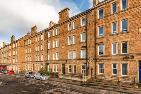 9/3 Stewart Terrace, Edinburgh EH11