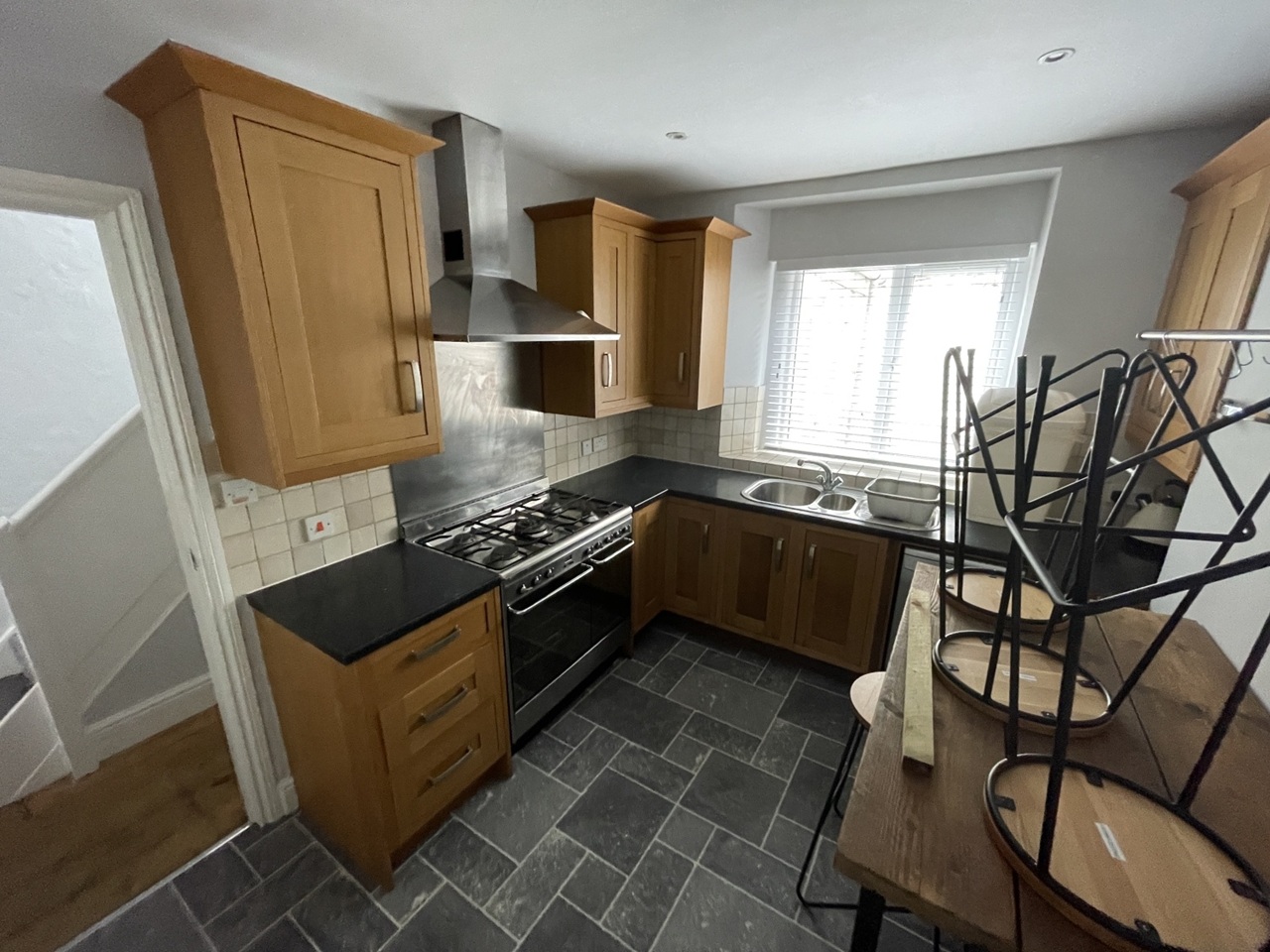 3 Bed Terraced House, Worrall Road, BS8, N1 7GU photo 3