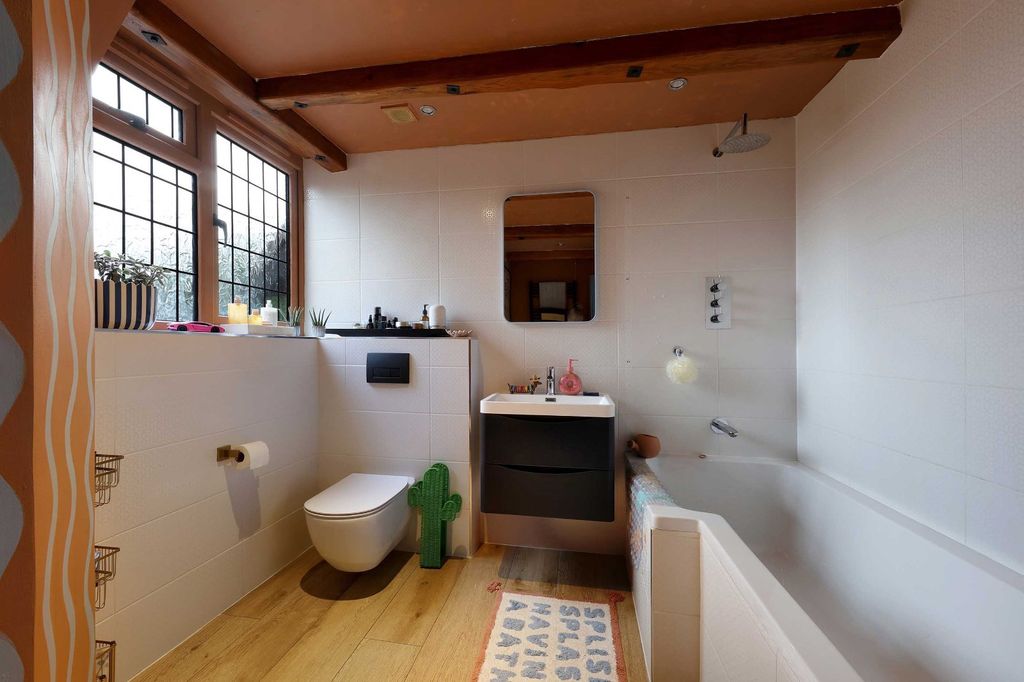 Additional image 19 of 5 bed detached house for saleWalkwood Rise, Beaconsfield, Buckinghamshire HP9