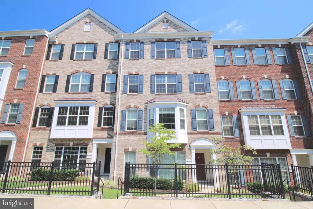 15259 Leicestershire Street, Woodbridge, VA 22191