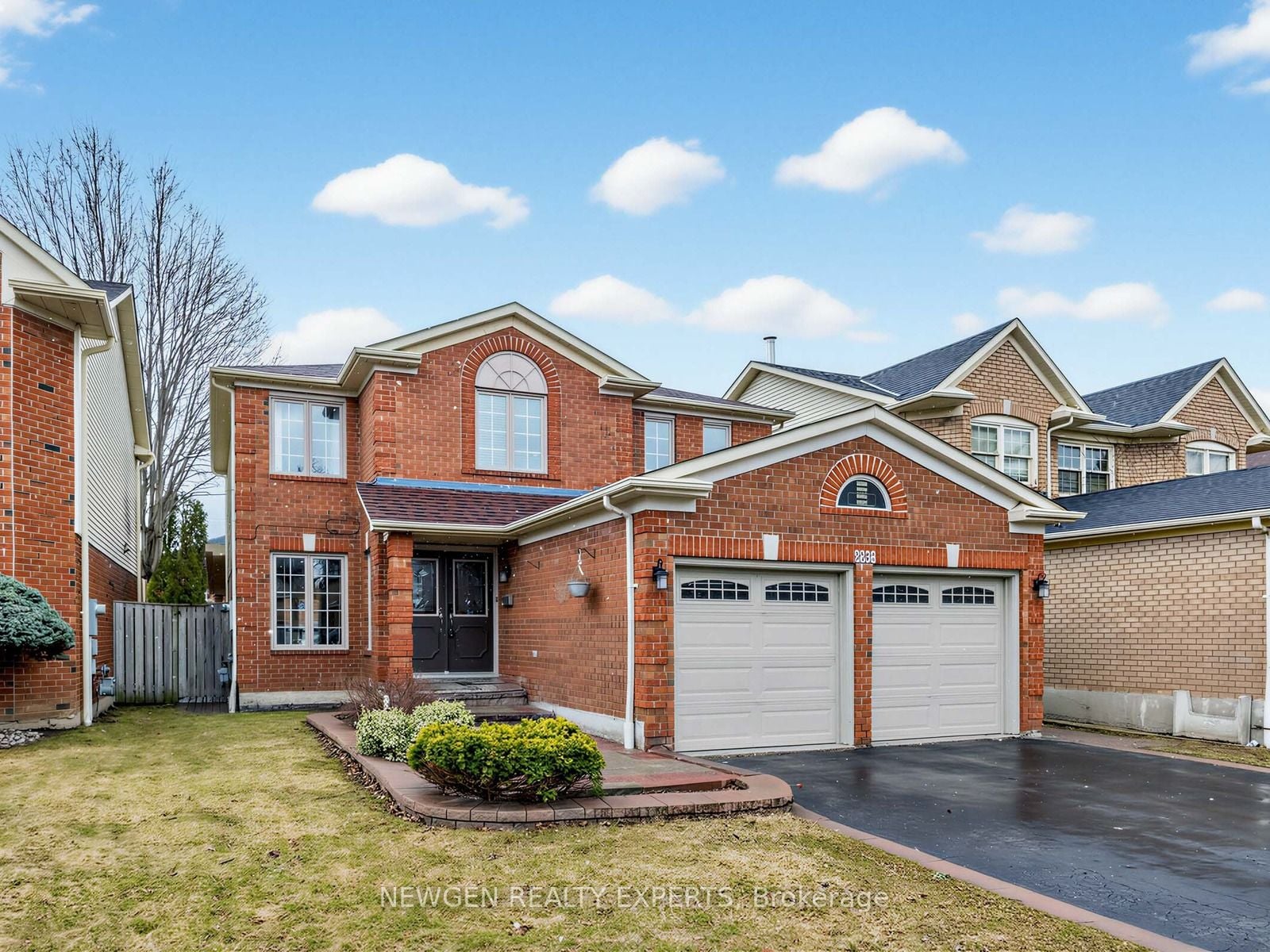2636 Credit Valley Road, Mississauga, ON, L5M 4J6