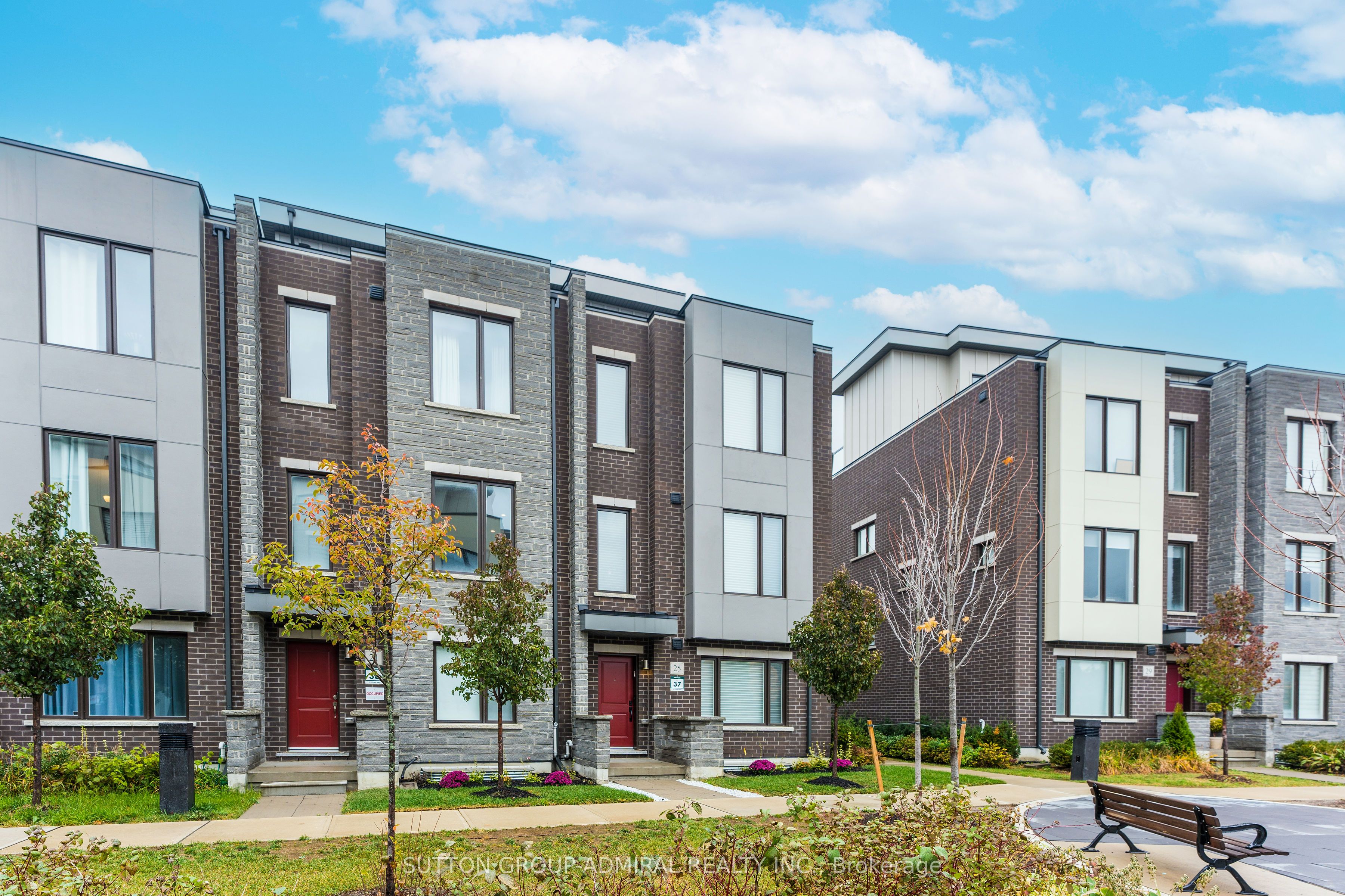 25 Cohen Way, Vaughan, ON, L6A 5B4