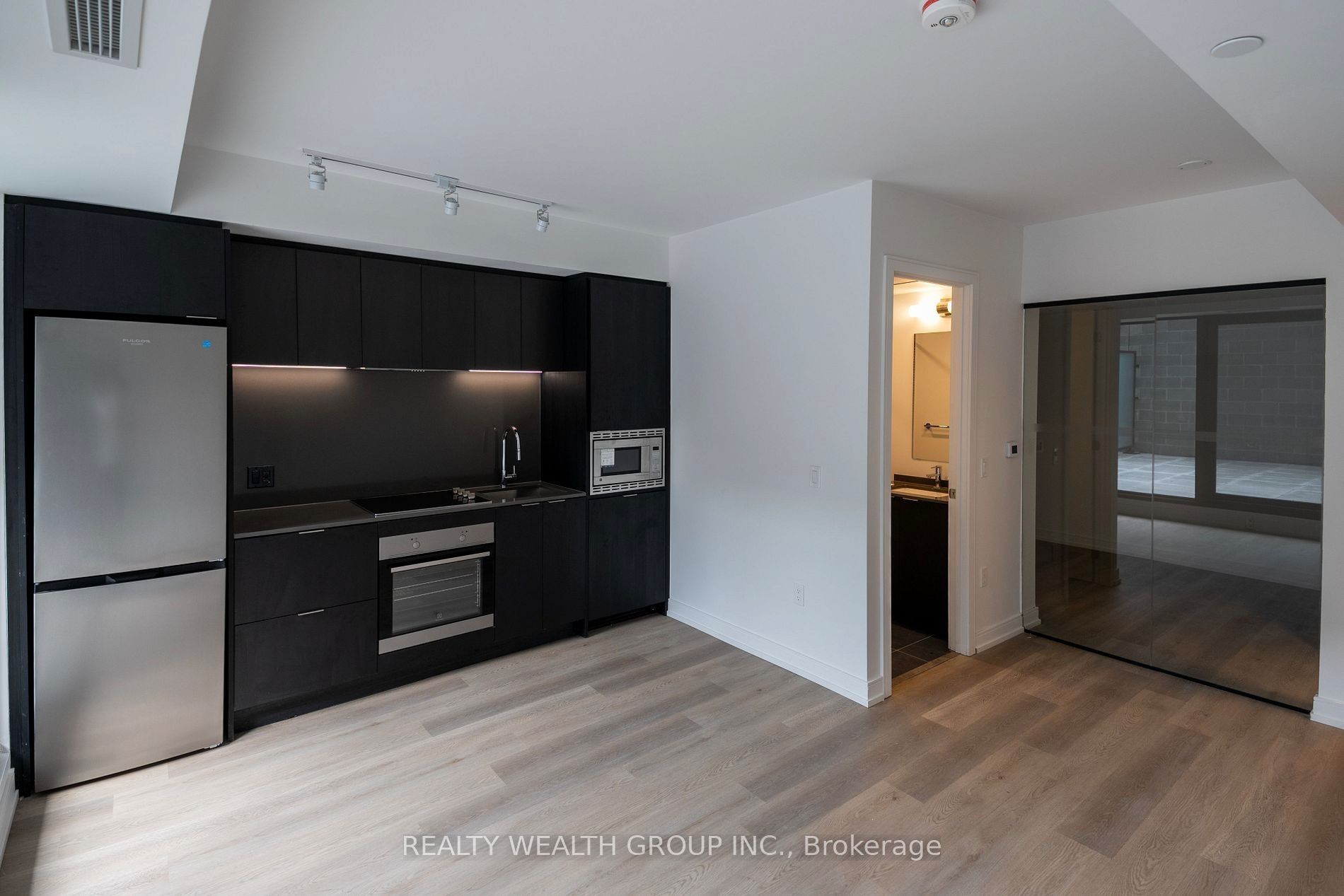Additional image 3 of 335-1 Jarvis Street, Hamilton, ON, L8R 3J2