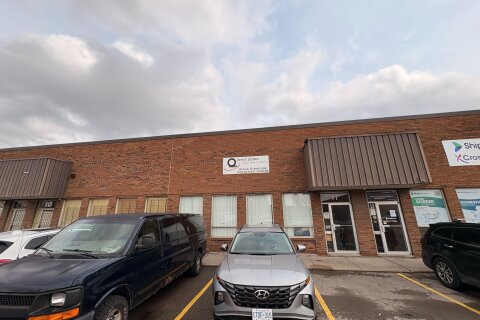 Additional image 2 of # 11-1300 Kamato Road, Mississauga, ON, L4W 2N2
