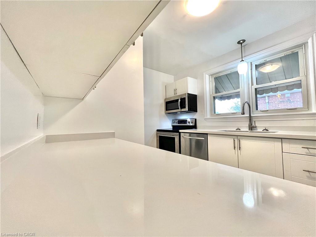 Additional image 6 of Upper-290 East 36th Street, Hamilton, ON, L8V 3Z5