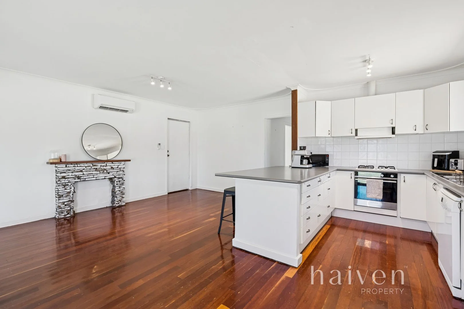 92 James Street, Gosnells WA 6110