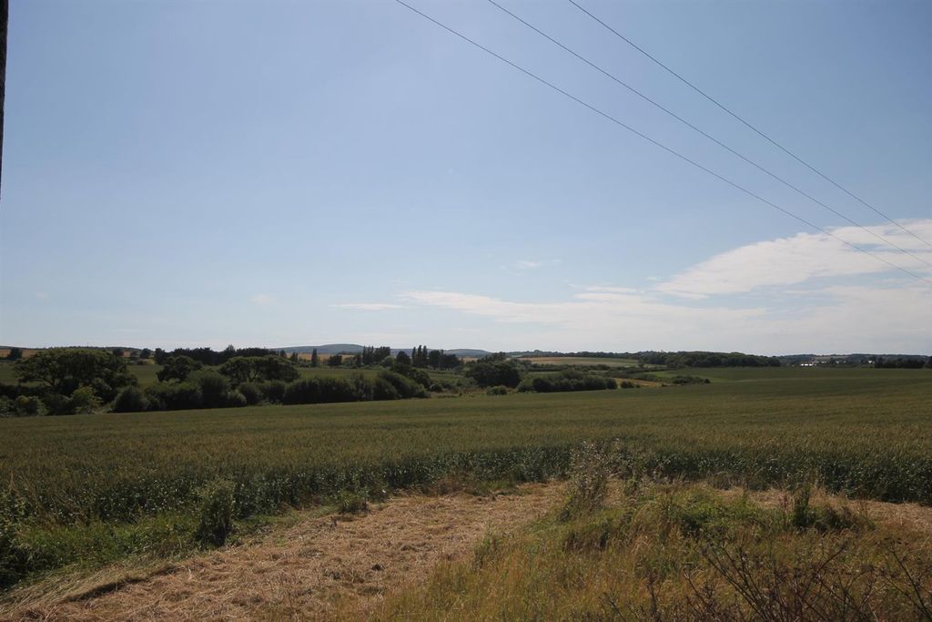 Additional image 8 of 4 bed detached house for saleYarmouth, Isle Of Wight PO41